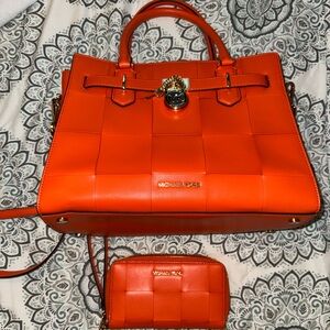 Michael Kors Hamilton Medium Satchel Bag + Flat Phone Case Wallet Set - Poppy